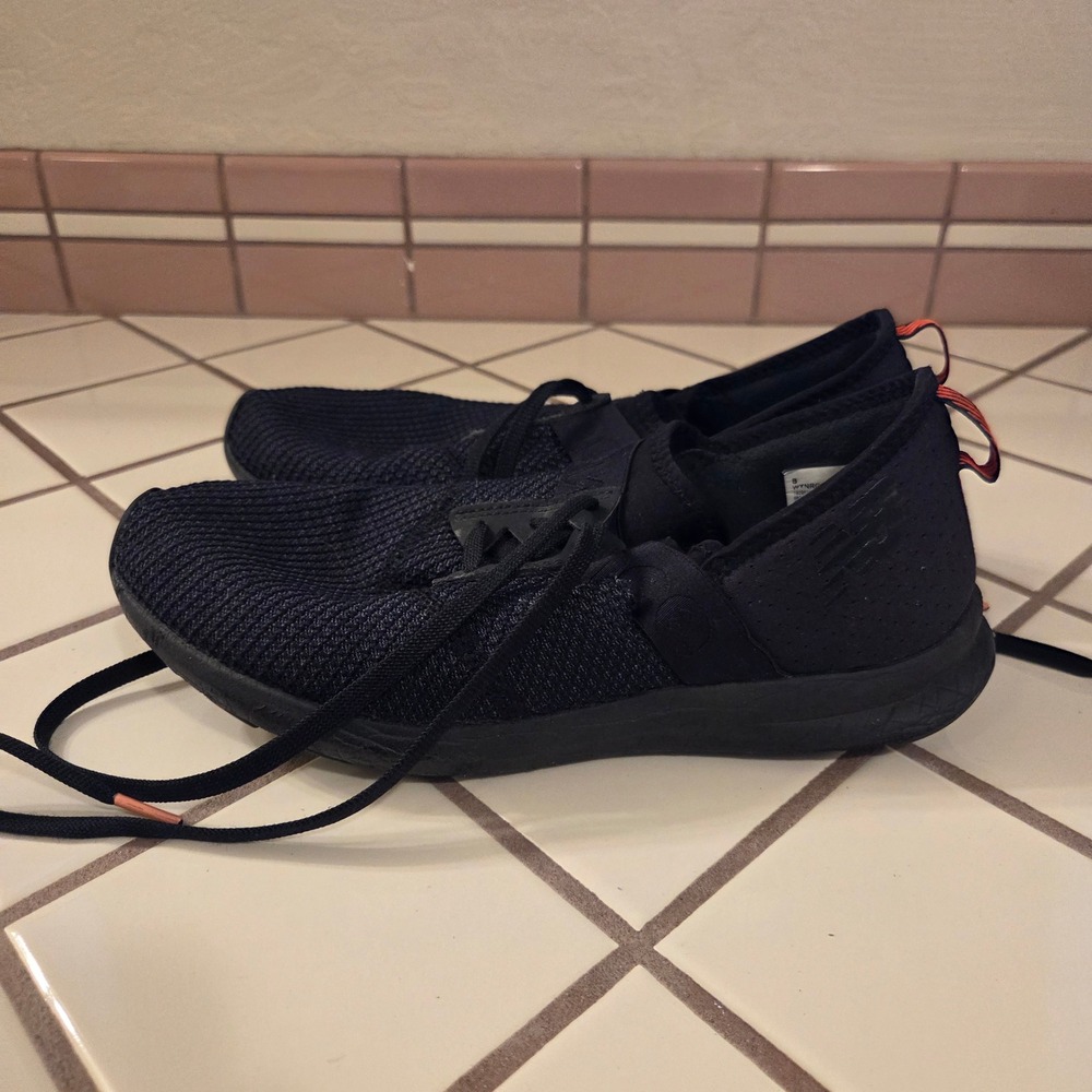New Balance FuelCore NERGIZE WXNRGSW Womens 9.5 Black Mesh Sneakers